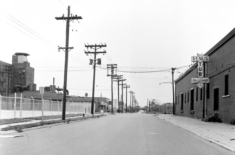 Looking east on Atlantic Avenue towards South 6th Street, October 12, 1965