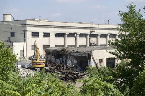 1350 Admiral Wilson Boulevard Sears Auto Service building during demolition, July 2008