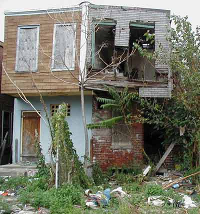 424 and 426 Bailey Street (426 with collapsed rear) — September 10, 2001