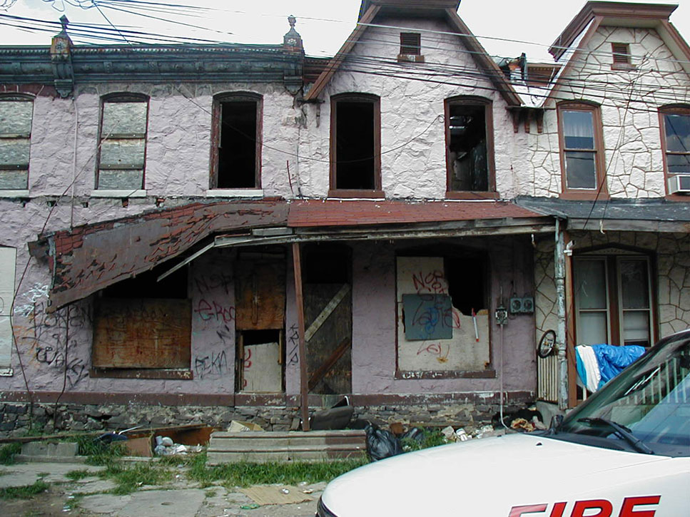 553 and 555 Bailey Street — July 25, 2002