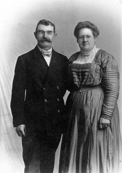 William Heineman and family, 1104 Baring Street, 1897-1900