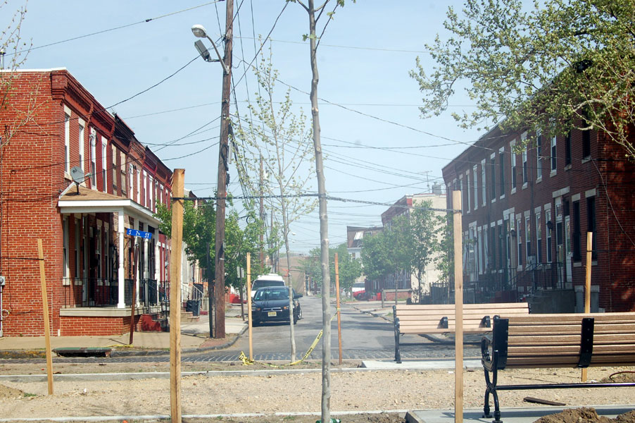 Looking east on Berkley Street from South 7th Street, April 28, 2009