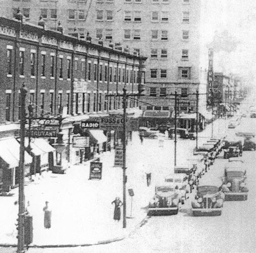 The Holl Block, 200-222 Broadway, 1936