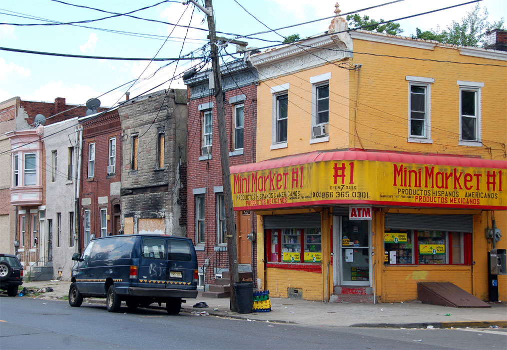 Southwest corner — 1901 to 1911 Broadway, photo taken June 25, 2011