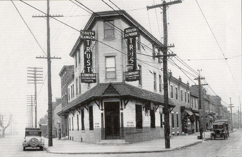 Northwest corner of Broadway and Ferry Avenue — circa 1925