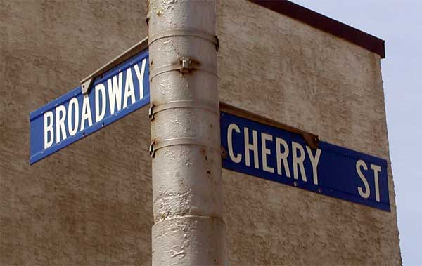 Broadway and Cherry Street street sign, July 10, 2004