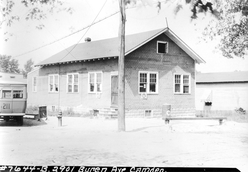 2901 Buren Avenue, photograph taken around 1928