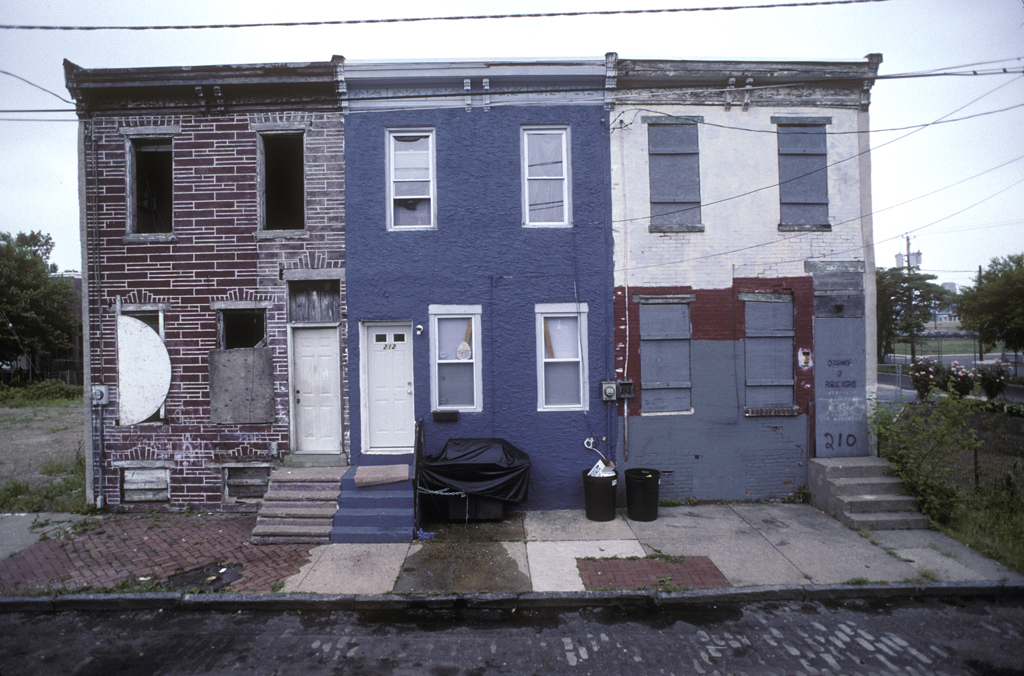 210, 212, and 214 Byron Street, photographed 2006