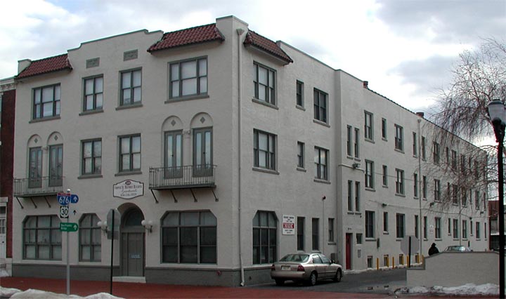218 Cooper Street, February 2004