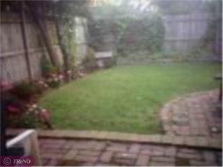 119 Linden Street, Camden — interior view, 2005