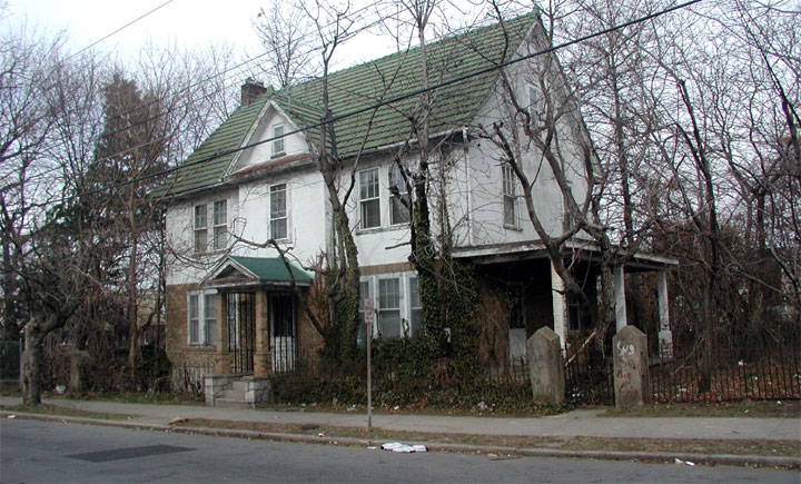 2677 Mickle Street — Joseph Hatch House, photograph taken March 14, 2004
