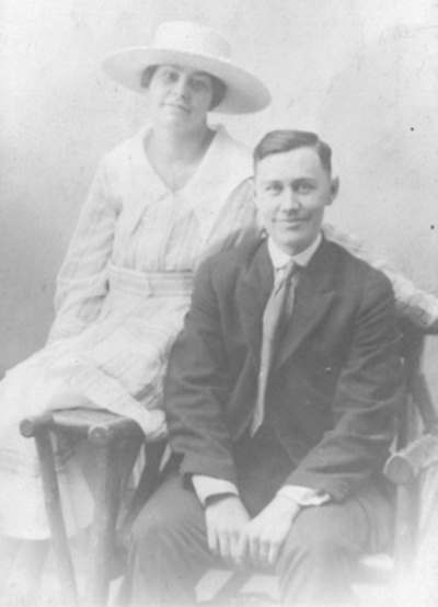 Raymond J. and Edna Bunting, 718 Cedar Street