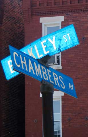 Street sign at intersection of Chambers Avenue and Berkley Street