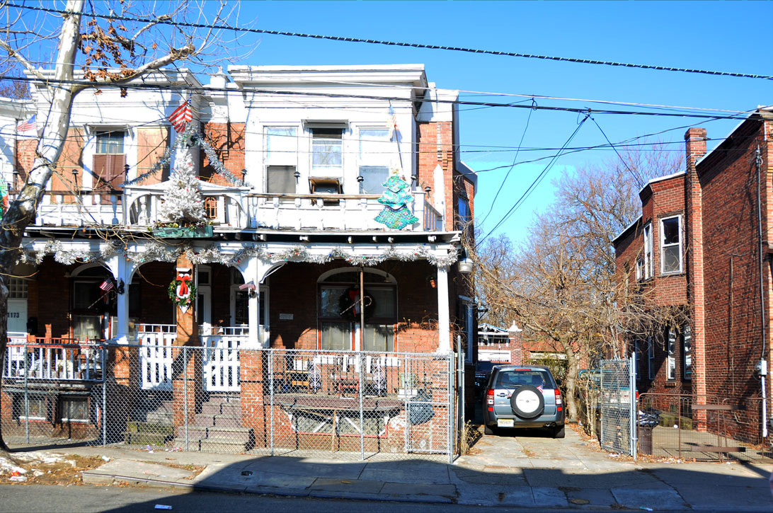 1175 and 1177 Chase Street, January 2012