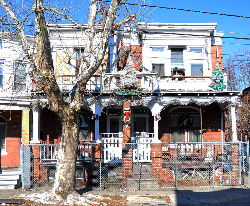 1175 and 1177 Chase Street, January 2012