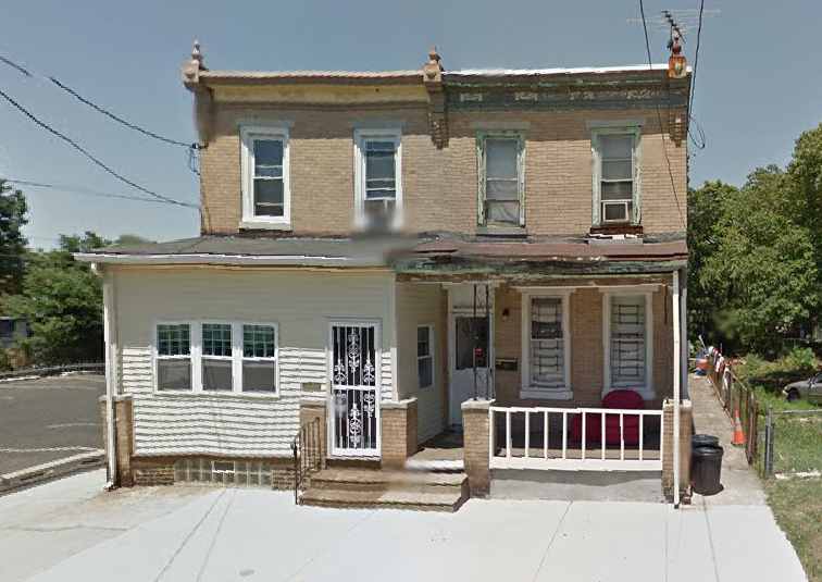 913 and 915 Chelton Avenue, 2012