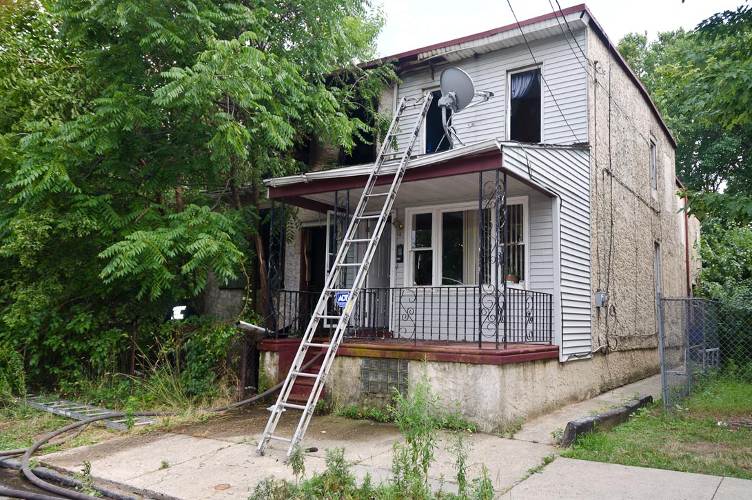 624 and 626 Cherry Street — Damaged by fire, June 2012