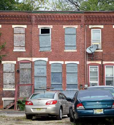 633 Cherry Street, October 3, 2011 — 2012 Gone