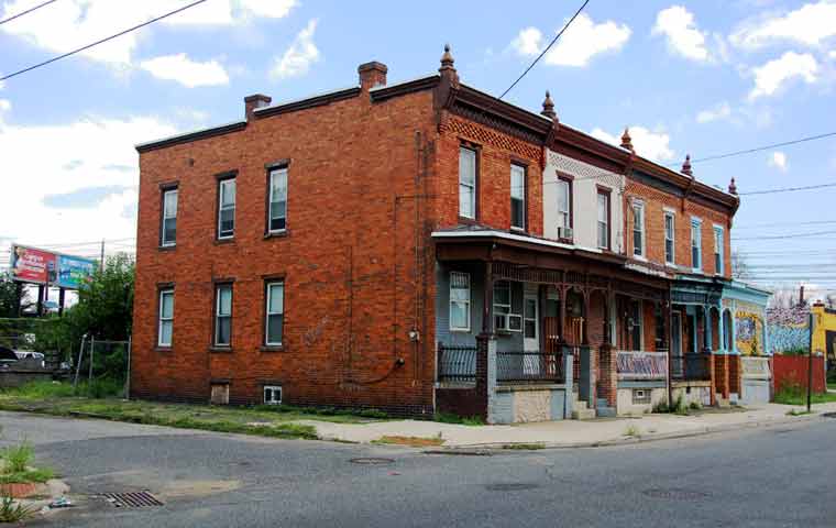 Northeast corner of Chestnut Street and South 10th Street — August 10, 2011