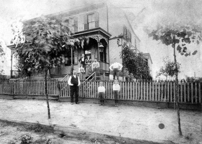 The Hartmann Family in front of 2829 Cleveland Avenue, about 1900