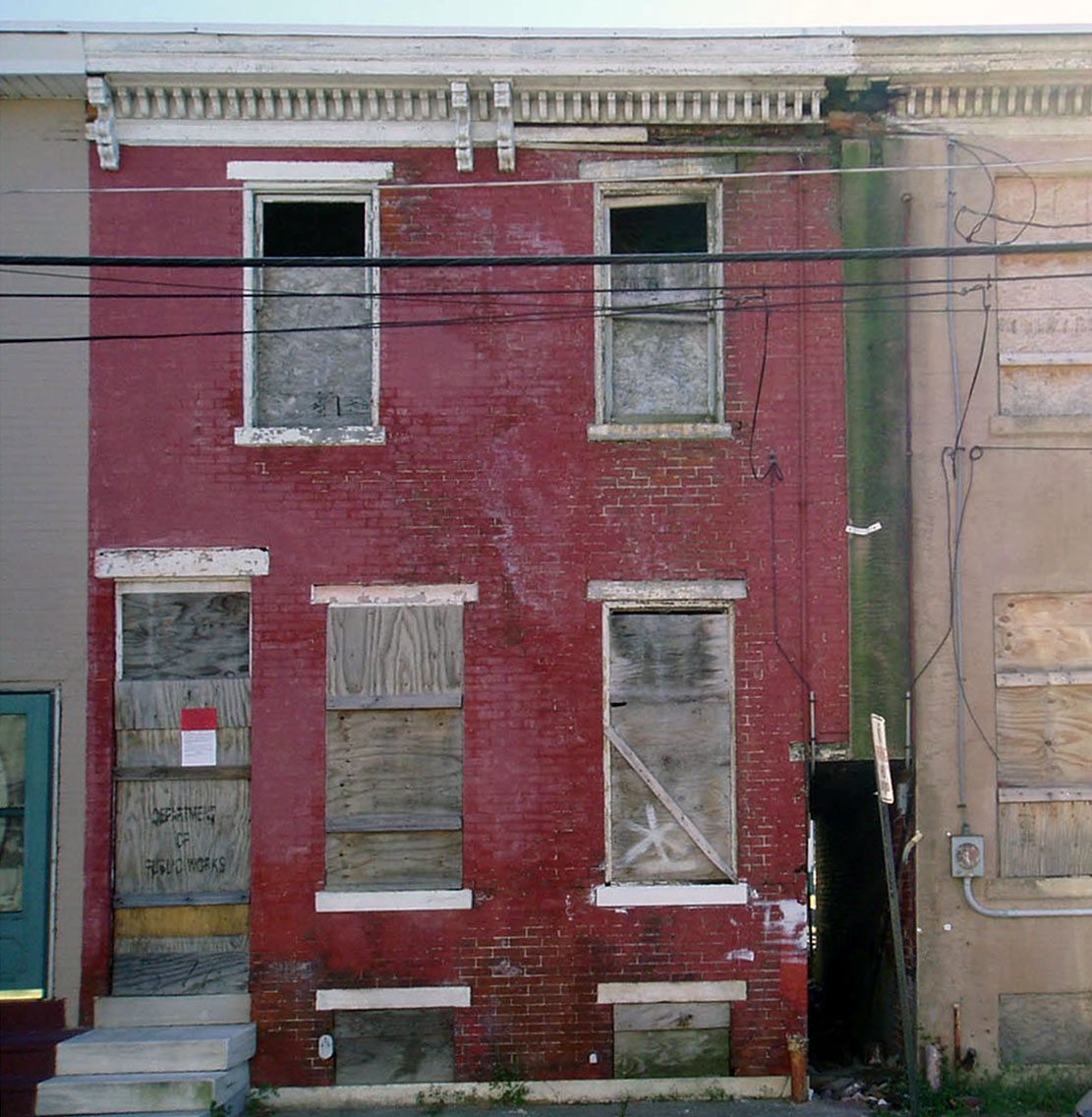 576 Clinton Street, 2008 vacant, photograph taken October 30, 2008