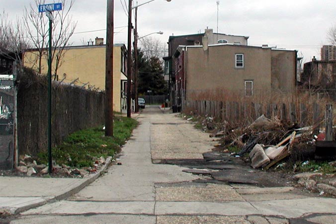 Intersection of North Front Street and Danenhower Street, wider view, April 1, 2004