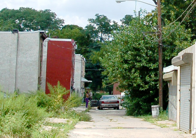 Looking north on Diamond Street from Chestnut Street, August 10, 2011