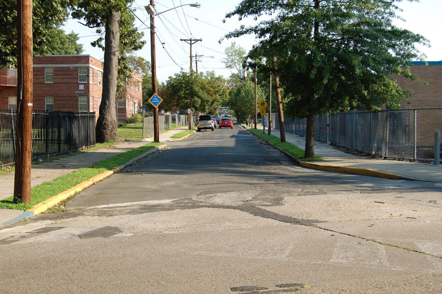 Looking north on South Dudley Street from Fremont Avenue, July 7, 2006