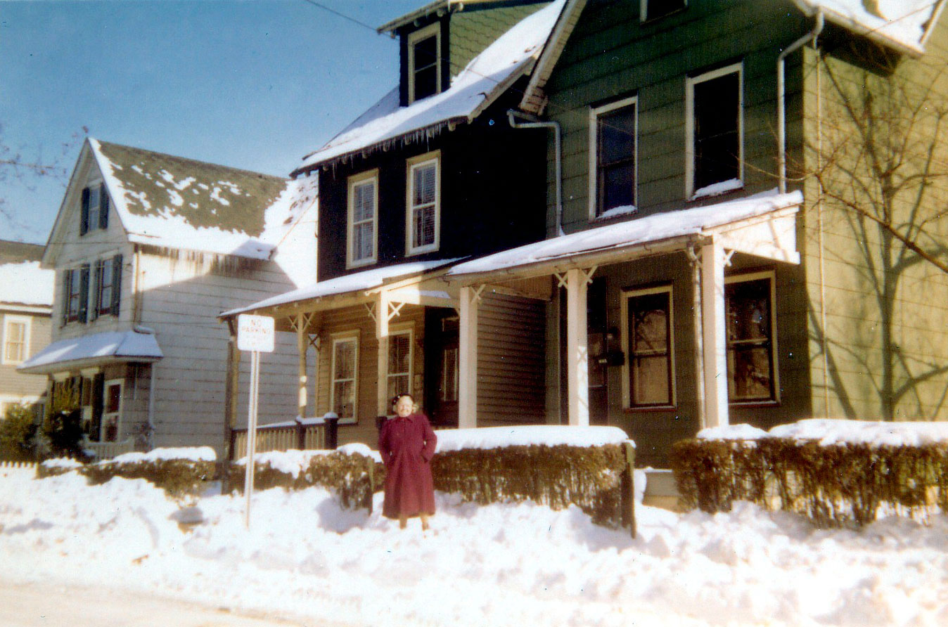84, 88, and 90 South Dudley Street with Elva May Parrish, December 5, 1957