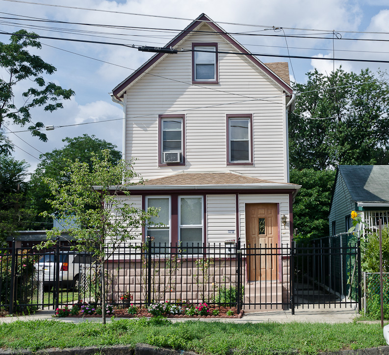 1137 Dupont Street, July 30, 2012