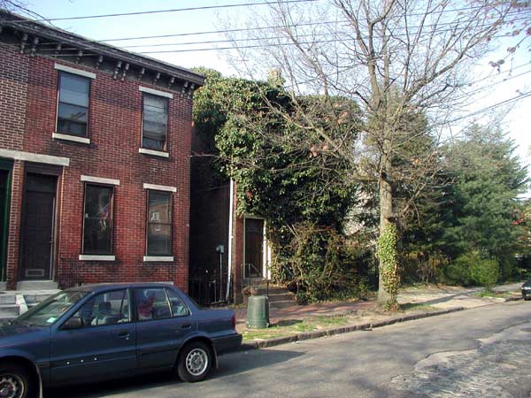 200-202 Elm Street, April 18, 2004