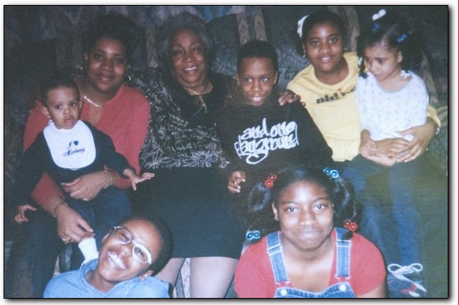 William and Levota Macklin at 1307 Everett Street with grandchildren