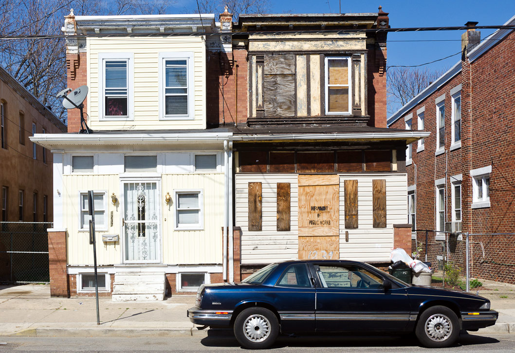 1237 to 1239 Everett Street, photographed March 19, 2012