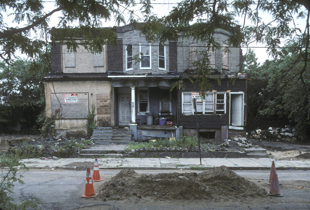 552-559 Fairview Street, abandoned, c. 2006