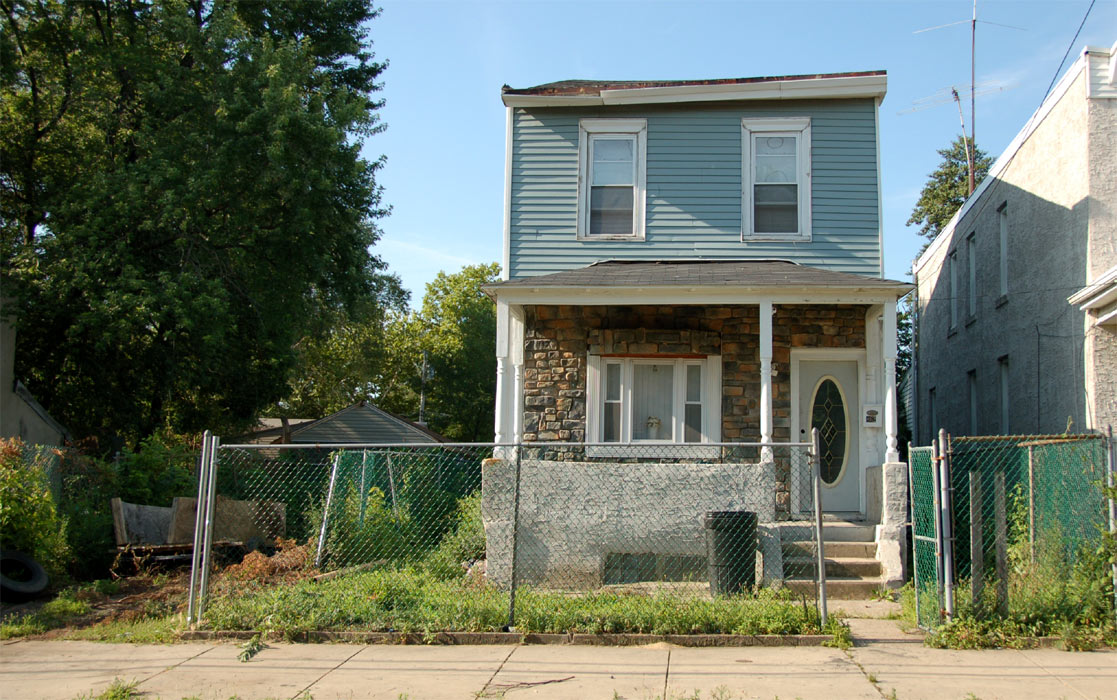 862 Fairview Street, July 2, 2011