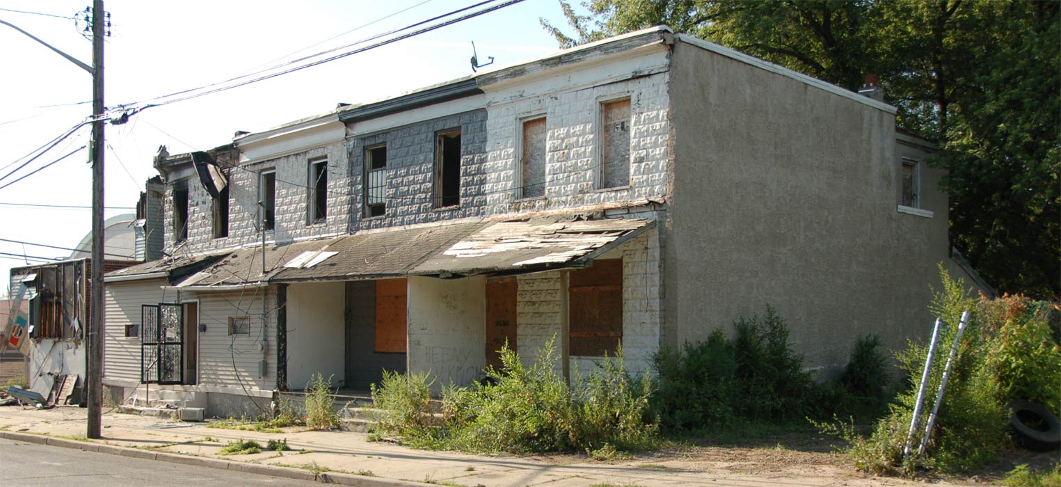 868-876 Fairview Street panoramic, July 2, 2011