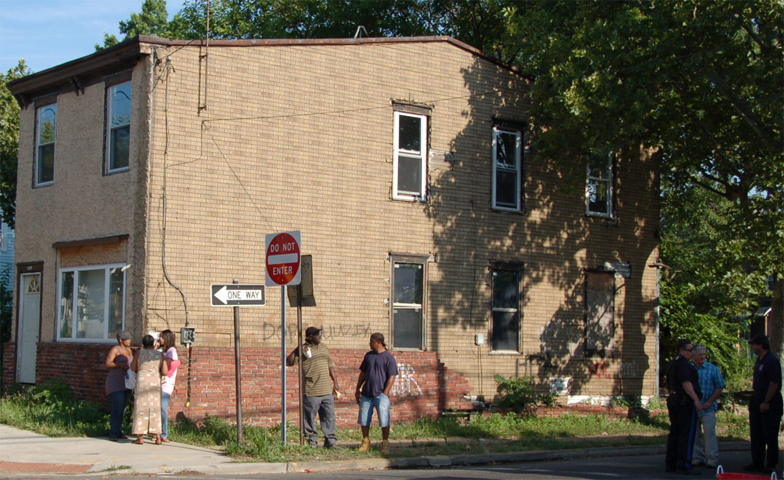 871 Fairview Street, July 2, 2011