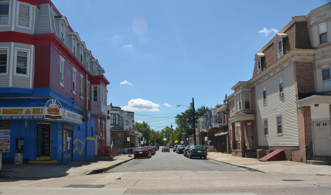 Looking south on South 28th Street from Federal Street, August 22, 2011