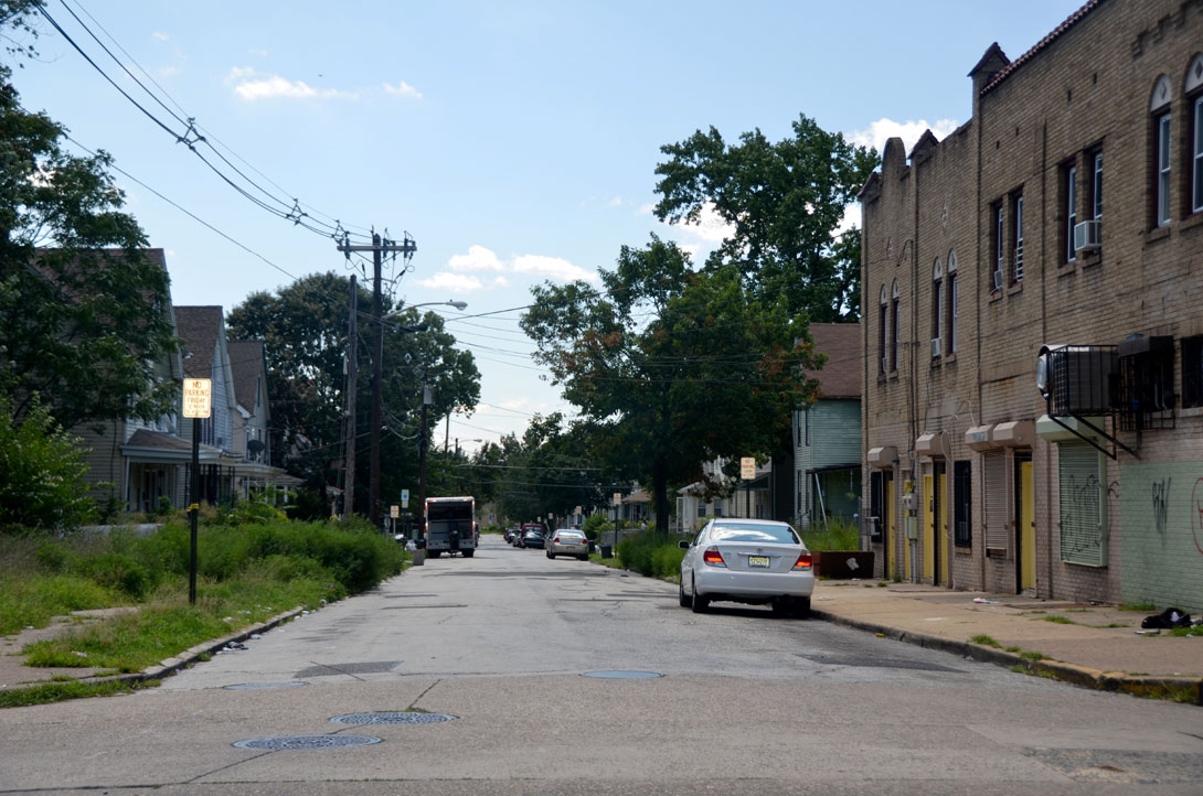 Looking south on South 34th Street from Federal Street — August 22, 2011