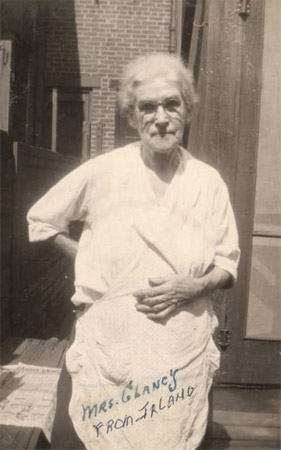 Mrs. Mary Clancy, proprietor of Clancy's Cafe, 800 Fern Street