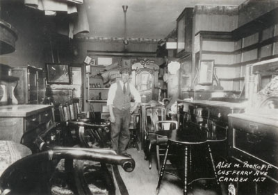 Alex Prokopic family, 645 Ferry Avenue