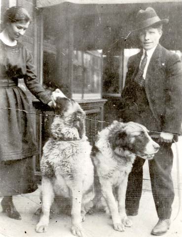 Alex Prokopic family, 645 Ferry Avenue