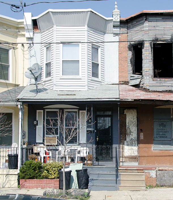 321 Grant Street, photographed March 13, 2012
