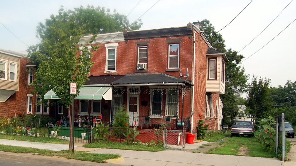 2917 and 2919 High Street, July 25, 2006