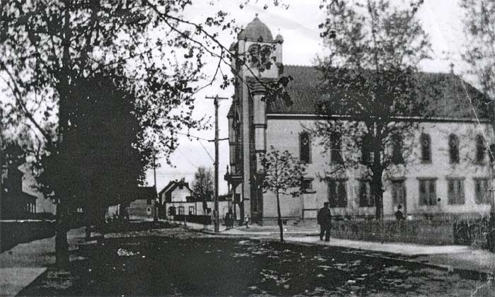 St. Joseph Roman Catholic Church, 2500 Howell Street at North 25th Street, Camden, NJ — photographed in 1909