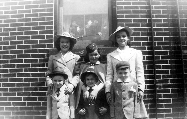 The Three Petrauschke Girls with Jack Carll (Jack Sizemore) and two others, 1942