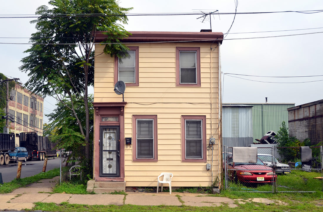 601 Jackson Street, photographed August 26, 2011