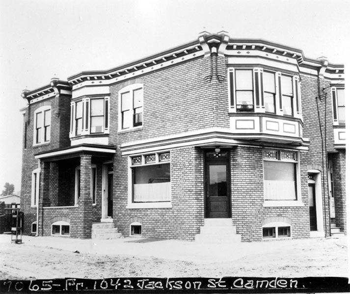 1042 Jackson Street, home of Stanislaw Stypinski and family, circa 1928