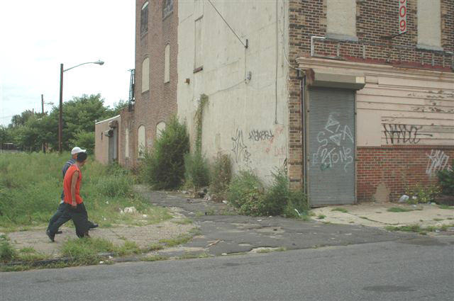 Looking west on Joint Alley from South 4th Street, September 1, 2006, photo by Enrico Doganiero
