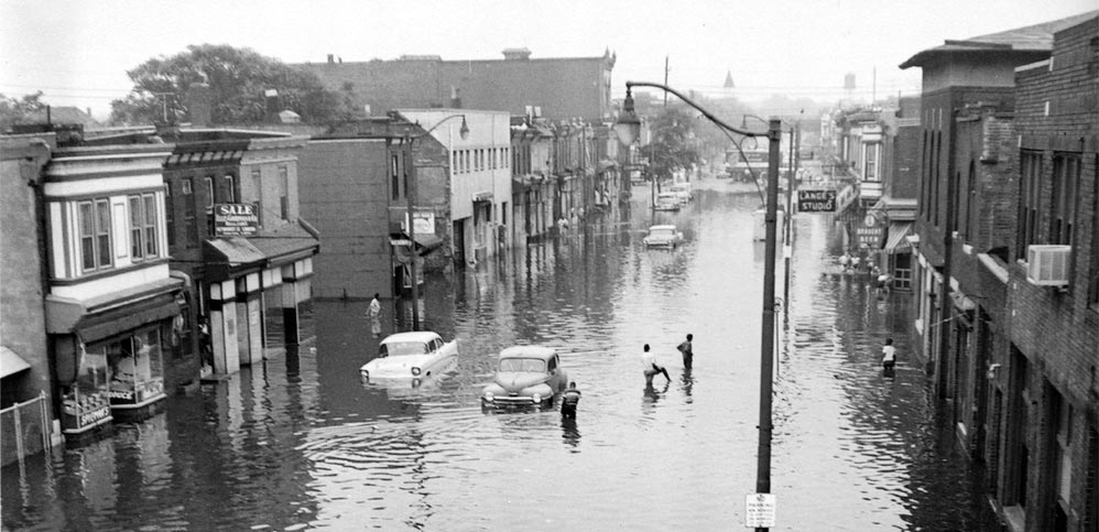 Looking east toward South 10th Street and Kaighn Avenue, August 11, 1955